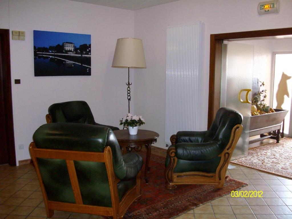 Au Logis Des Ours Belfort Nord Offemont Exterior photo