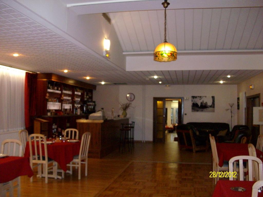 Au Logis Des Ours Belfort Nord Offemont Exterior photo